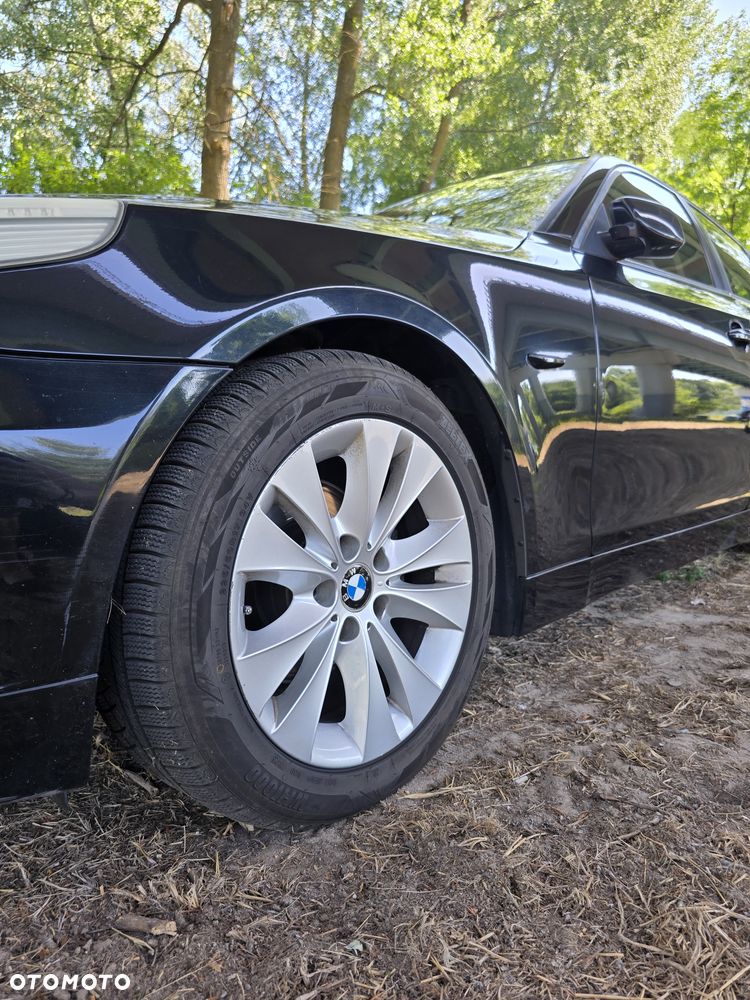BMW Seria 5 525d - 7