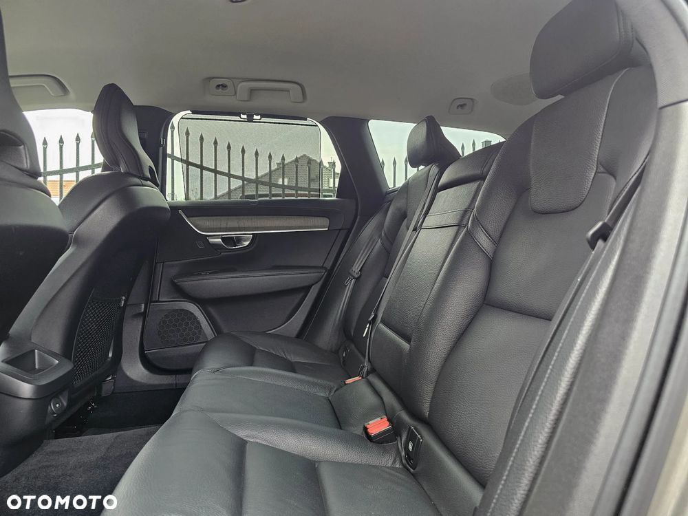Volvo V90 B5 D AWD Inscription - 28