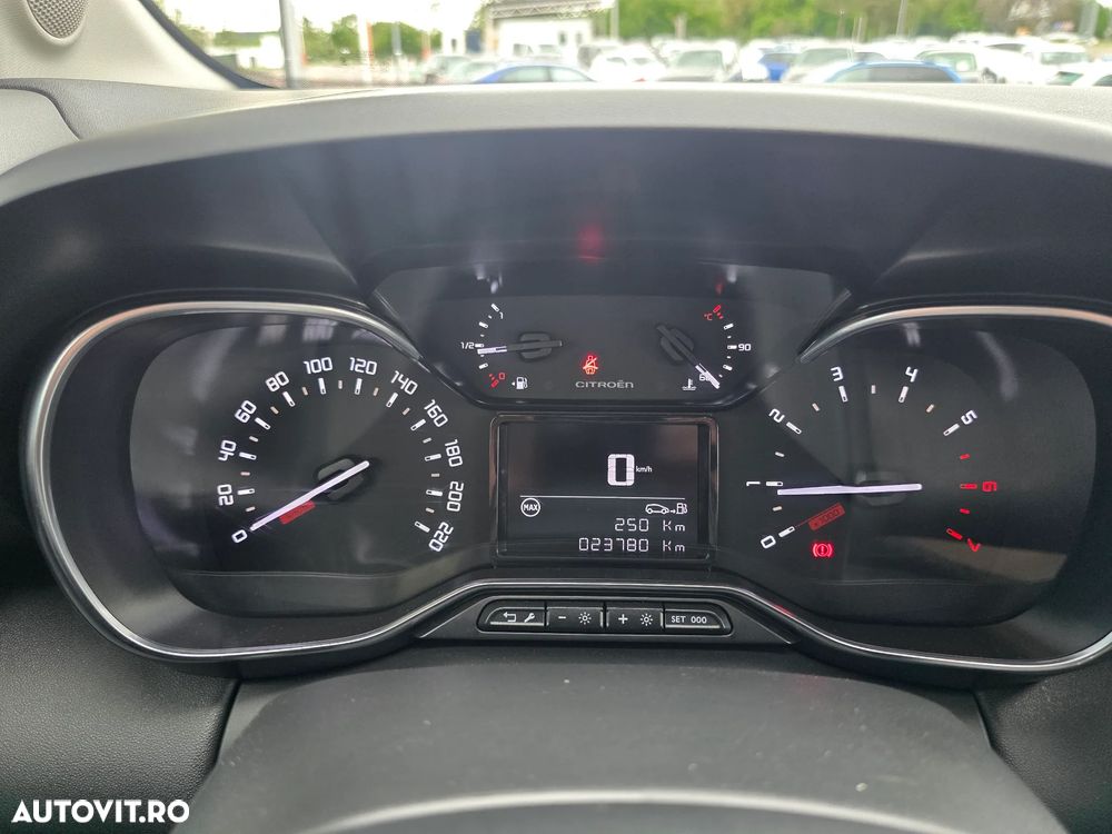 Citroën C3 AIRCROSS 1.2 PureTech S&S BVM6 Shine - 17