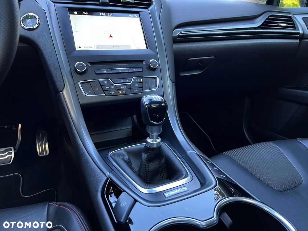 Ford Mondeo 2.0 TDCi STart-Stopp ST-Line - 31