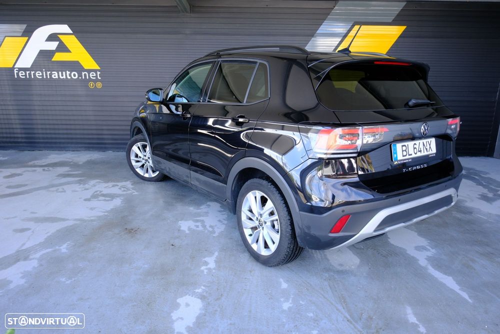 VW T-Cross 1.0 TSI Urban DSG - 2
