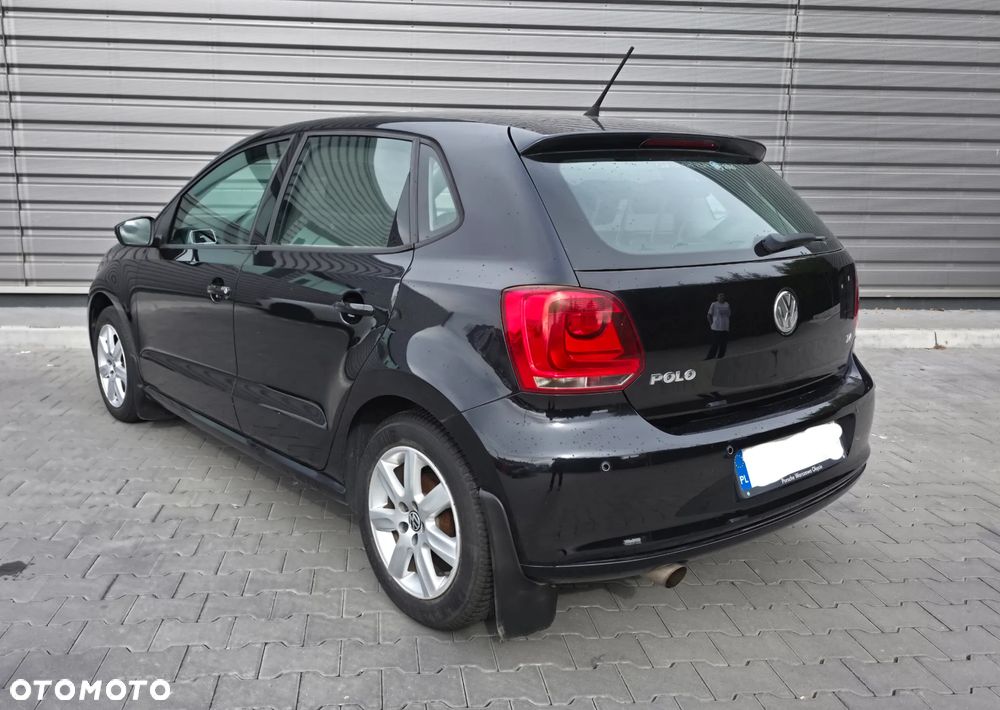 Volkswagen Polo 1.4 16V Highline DSG - 2