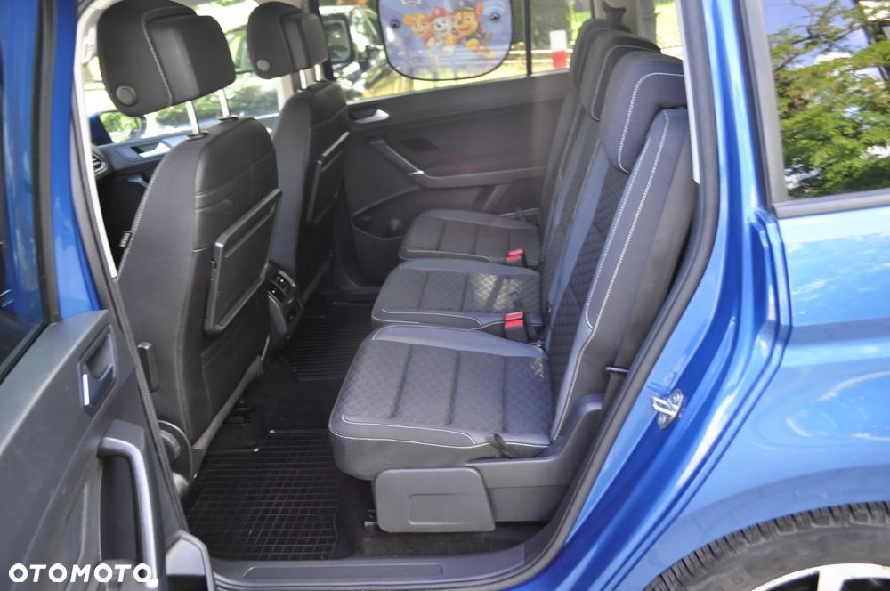 Volkswagen Touran 1.6 TDI SCR DSG Join - 8