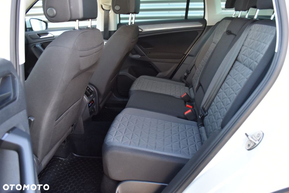 Volkswagen Tiguan 1.5 TSI EVO Life DSG - 30