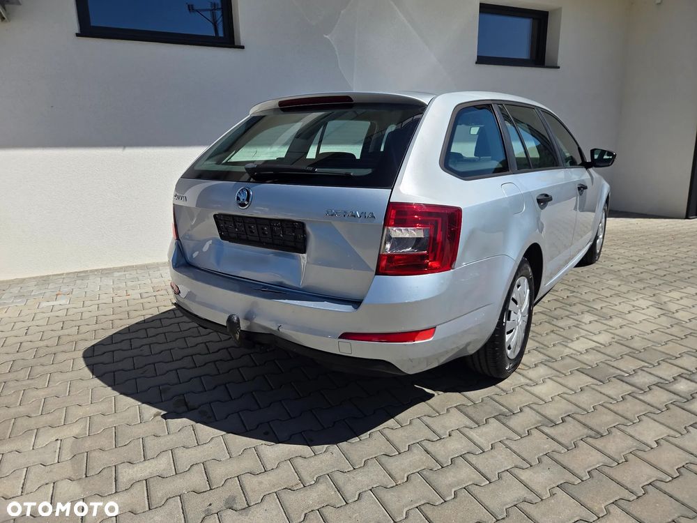 Skoda Octavia - 3