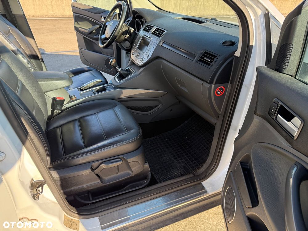 Ford Kuga 2.0 TDCi Titanium - 11