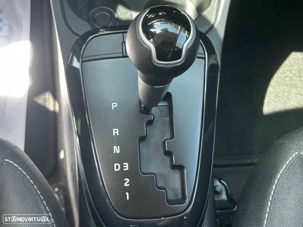 Kia Picanto 1.0 CVVT EX 4AT - 24