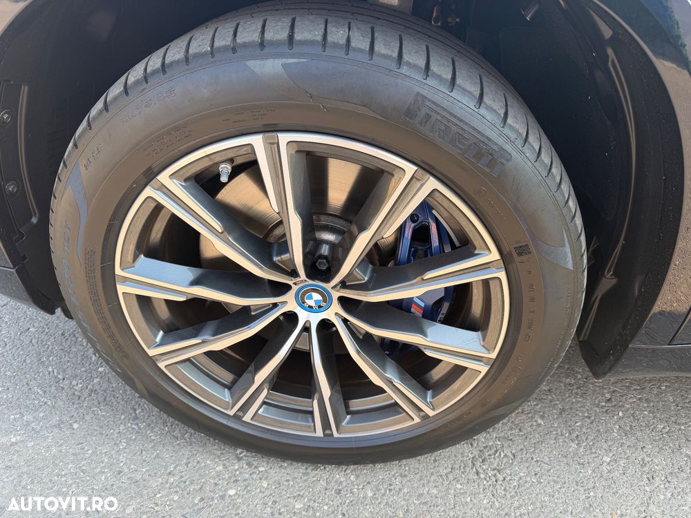 BMW X5 xDrive45e - 32