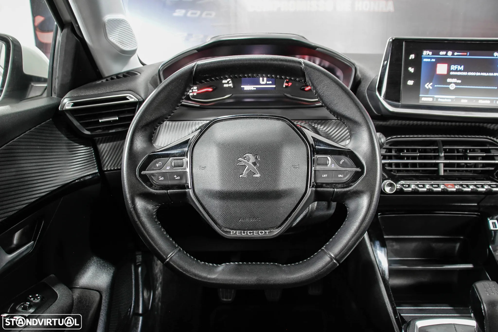 Peugeot 208 1.2 PureTech Active - 4