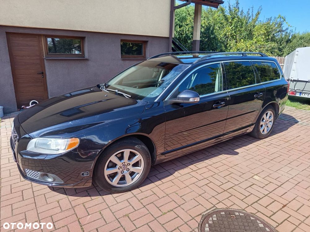 Volvo V70 2.0 Summum - 1