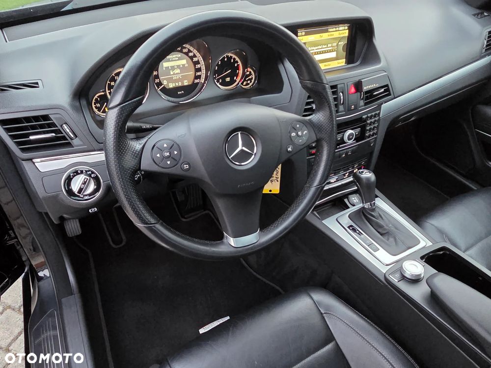 Mercedes-Benz Klasa E 250 CGI BlueEFFICIENCY Automatik Avantgarde - 34