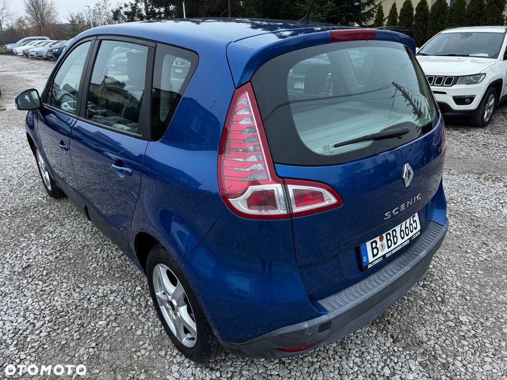 Renault Scenic 1.6 16V Expression - 12