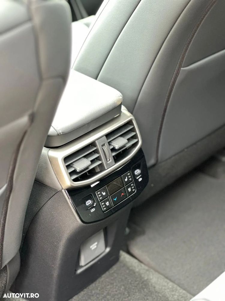 Lexus Seria RX - 23
