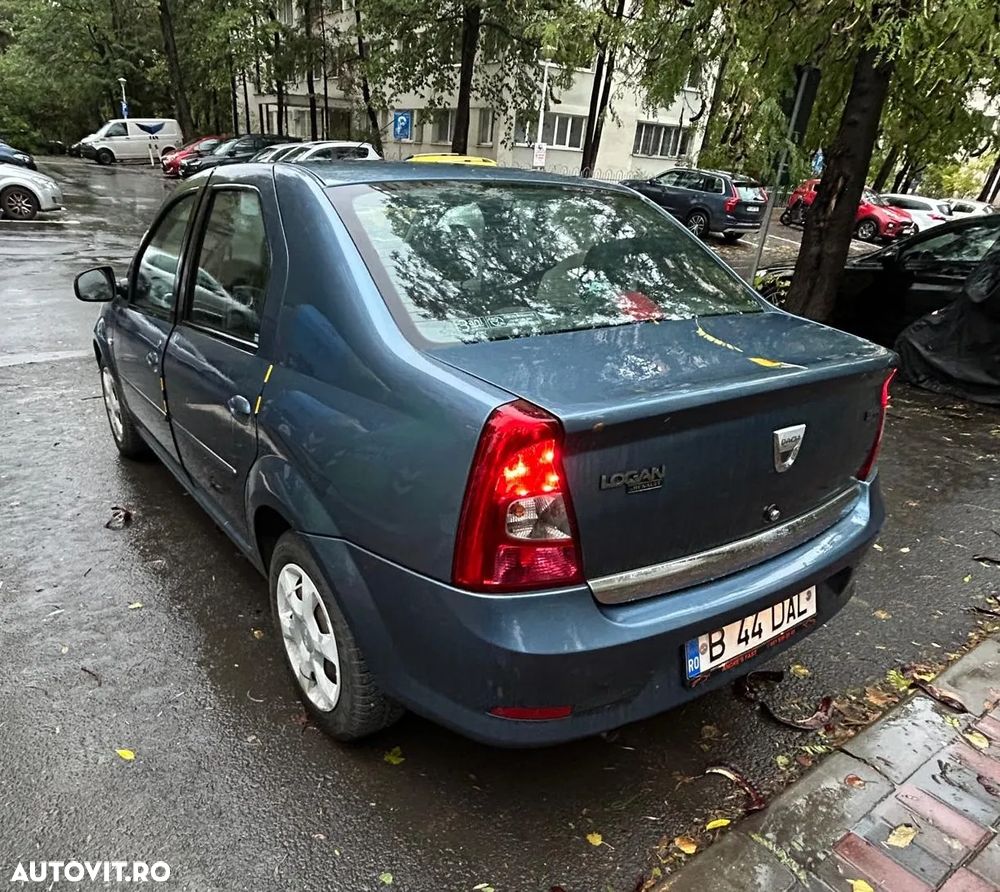Dacia Logan 1.6 MPI Laureate - 3