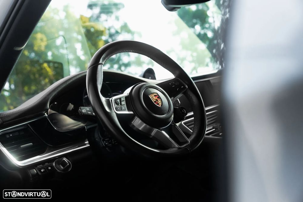 Porsche Panamera Sport Turismo 4 E-Hybrid - 13