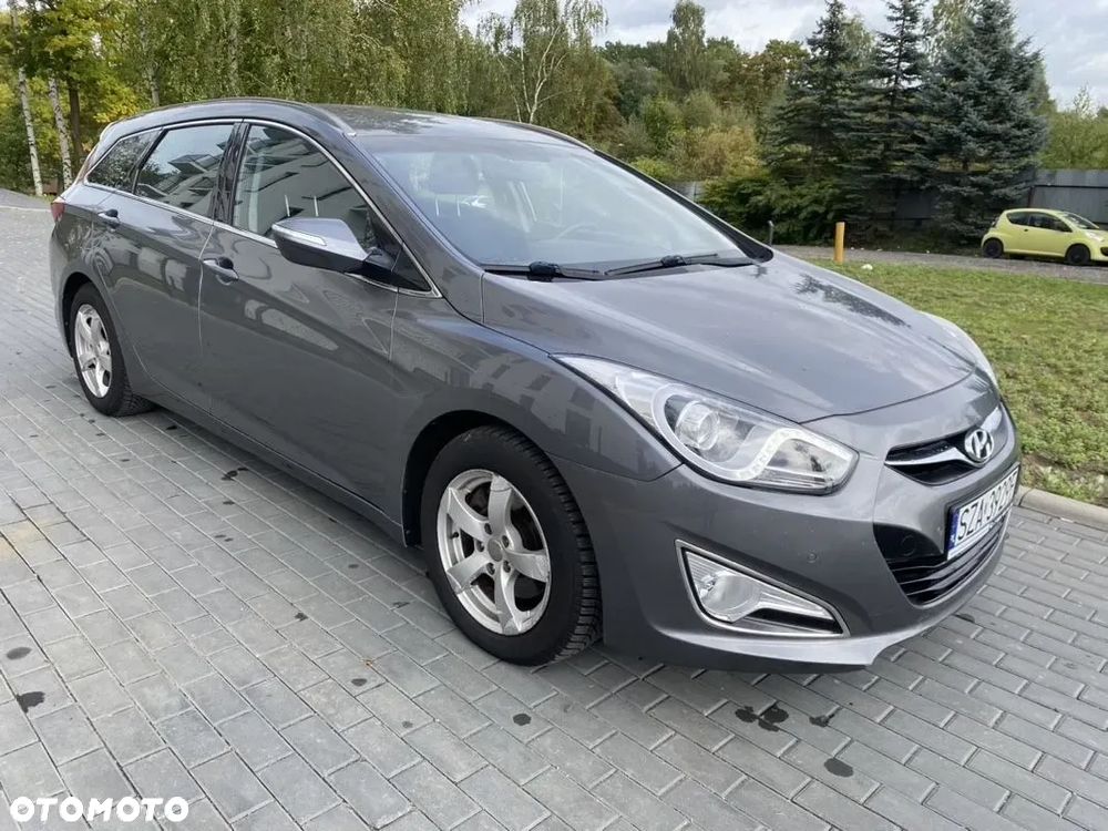 Hyundai i40 1.6 GDI Comfort + - 18