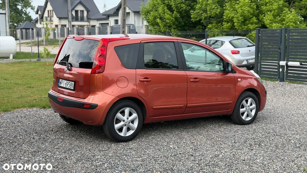 Nissan Note 1.6 Tekna - 9
