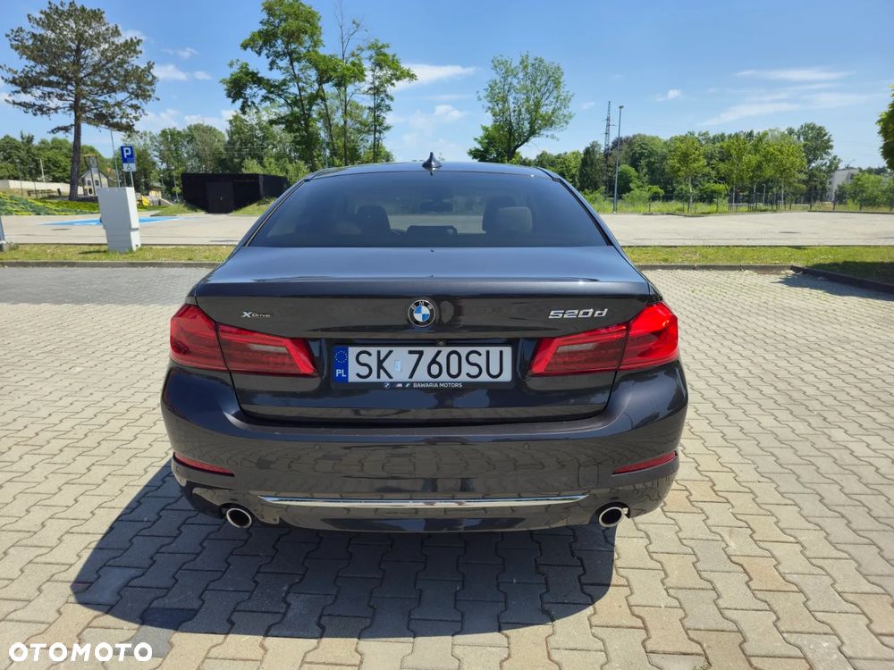 BMW Seria 5 520d xDrive Luxury Line - 8