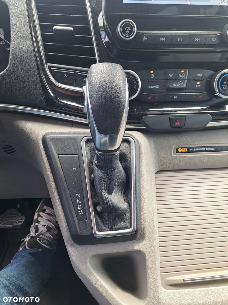 Ford Tourneo Custom 2.0 EcoBlue L2 Titanium SelectShift - 37