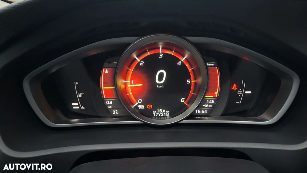 Volvo V40 - 17
