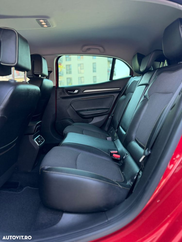 Renault Megane ENERGY dCi 110 Start & Stop Bose Edition - 10