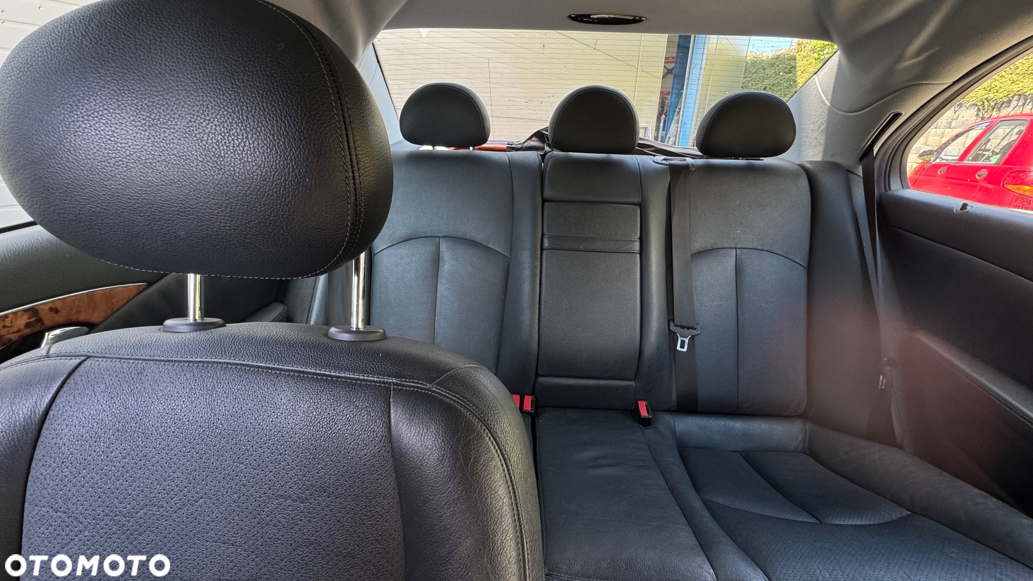 Mercedes-Benz Klasa E 320 T 4 Matic Elegance - 7