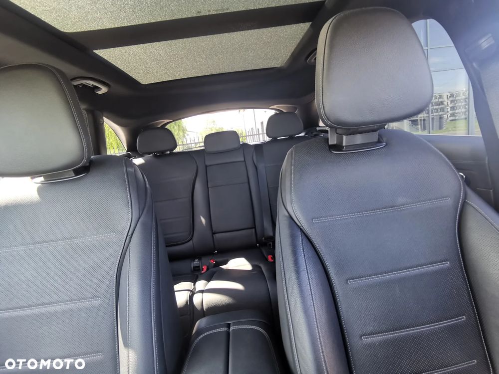 Mercedes-Benz GLC - 34