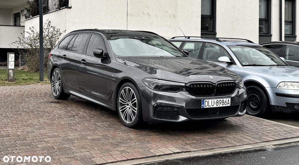 BMW Seria 5 520d M Sport - 6
