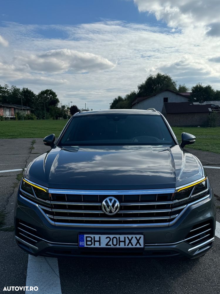 Volkswagen Touareg 3.0 V6 TDI 4Motion DPF Automatik Elegance - 6
