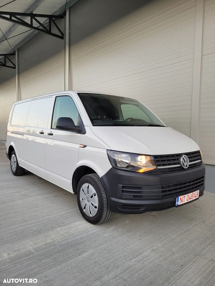 Volkswagen Transporter - 1