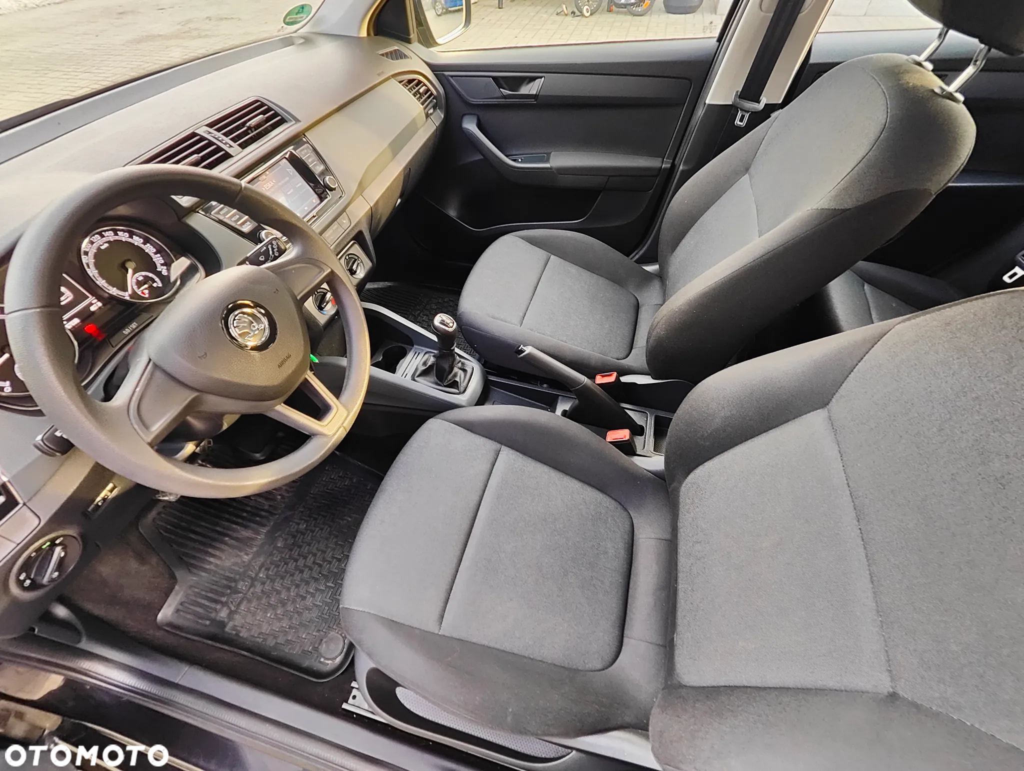 Skoda Fabia - 11