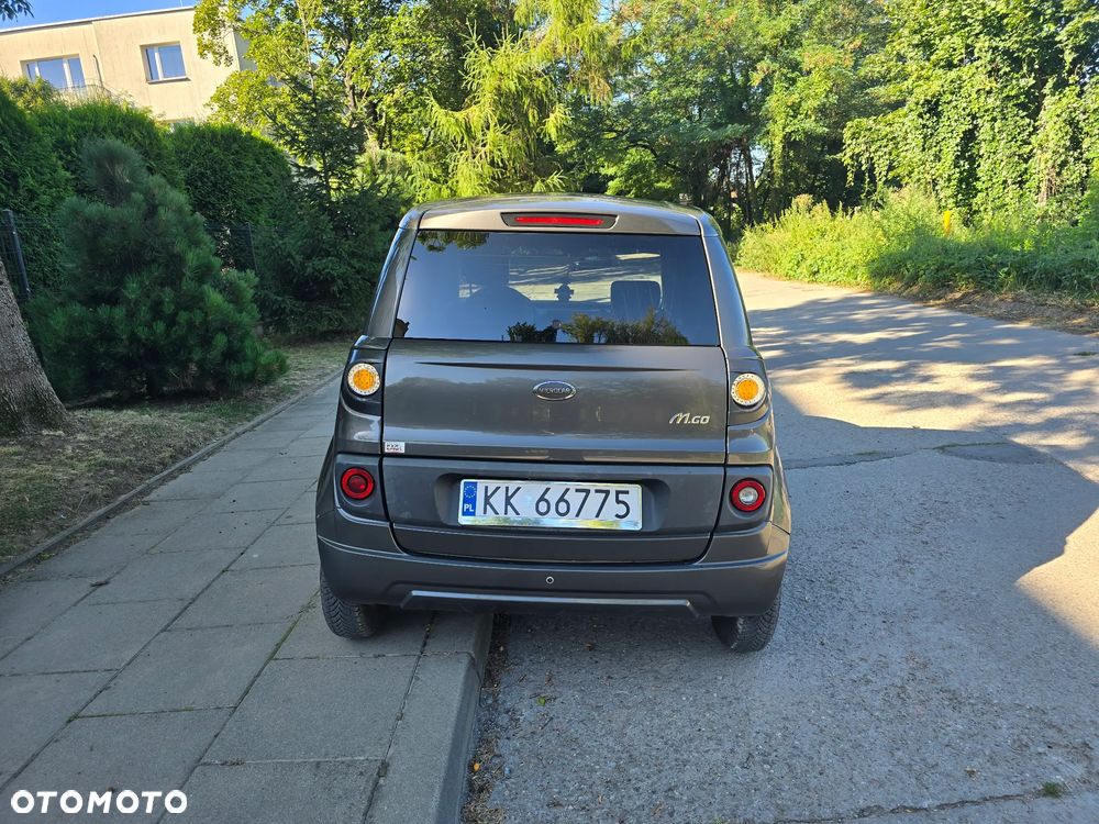 Microcar M.GO - 8