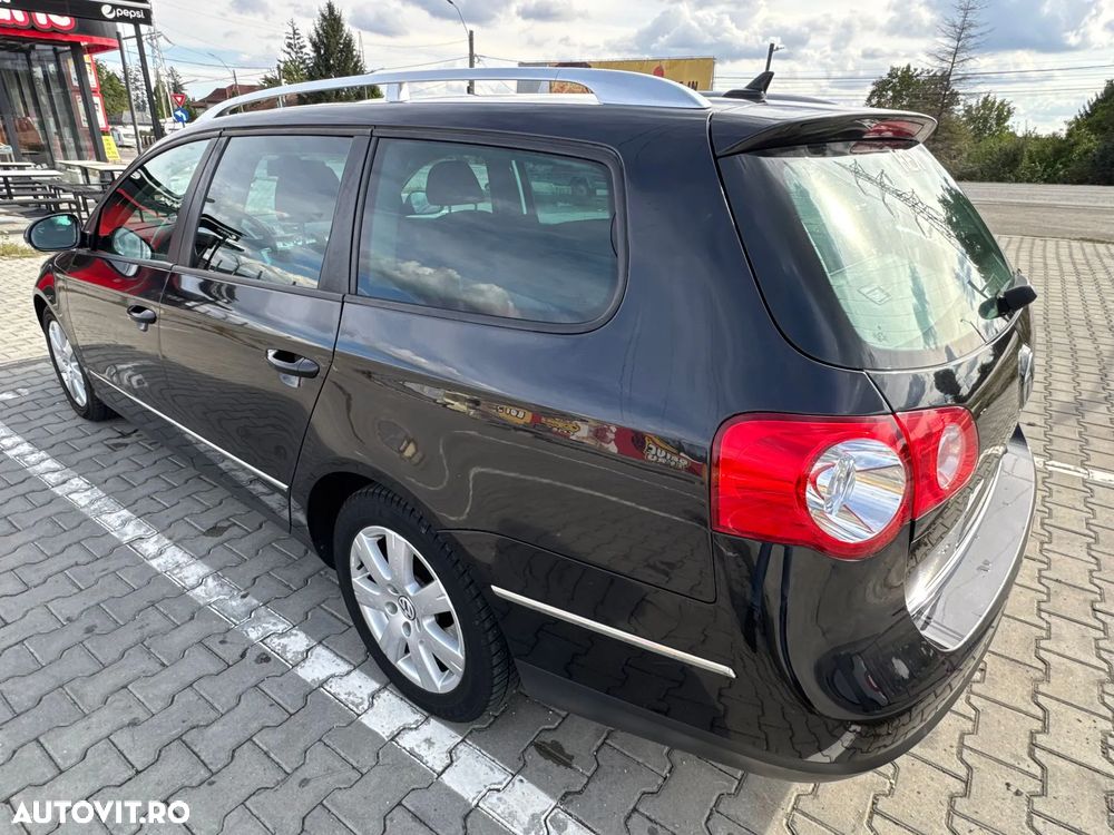 Volkswagen Passat - 12