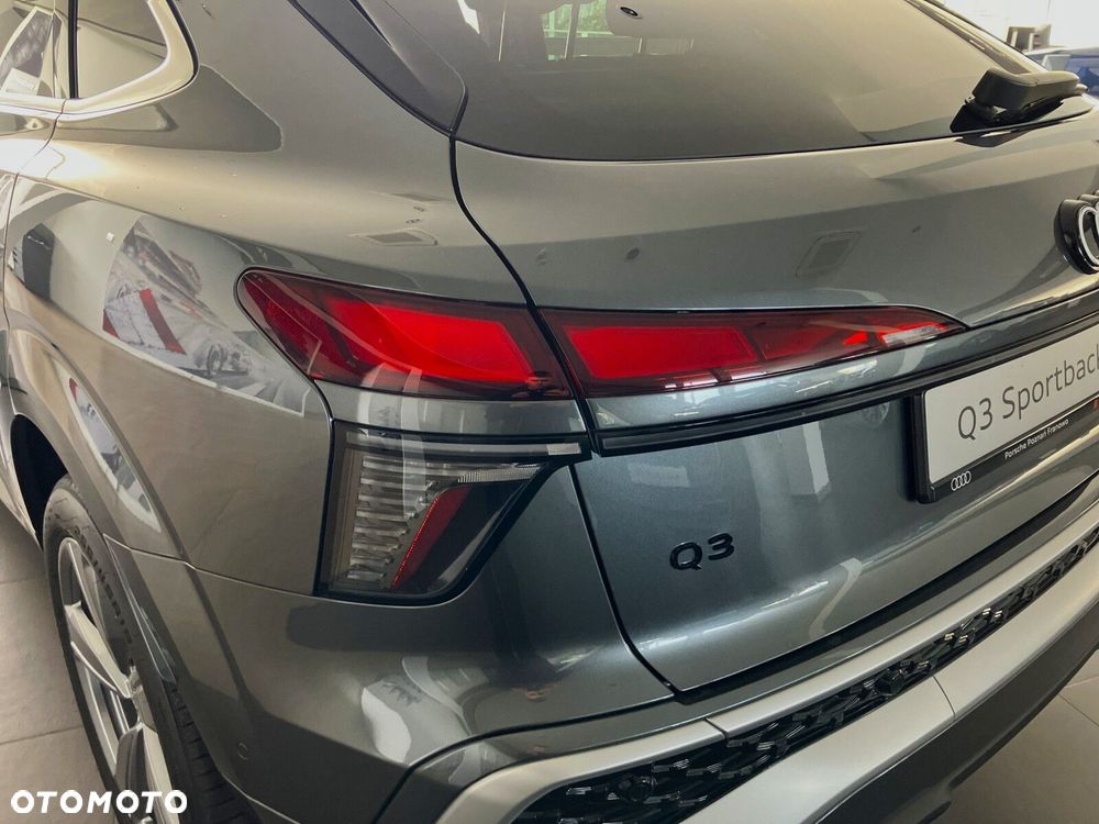 Audi Q3 Sportback - 7