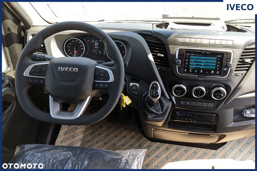 Iveco Daily 70C18 Hi-Matic Zabudowa 15EP 3.0 180KM - 19