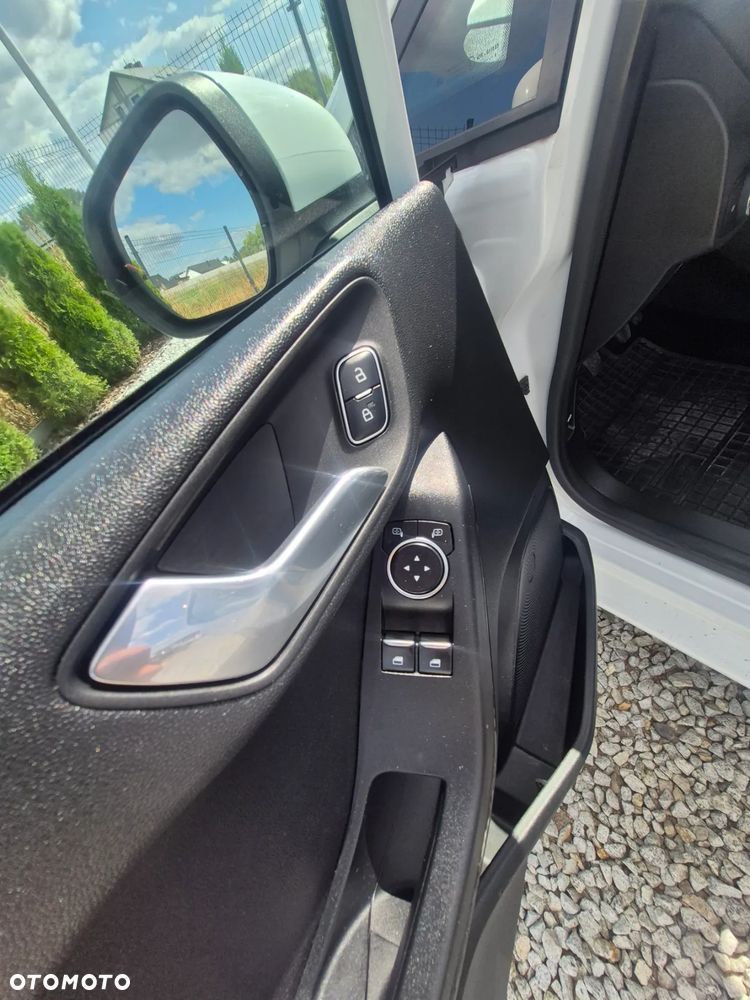 Ford Fiesta - 23
