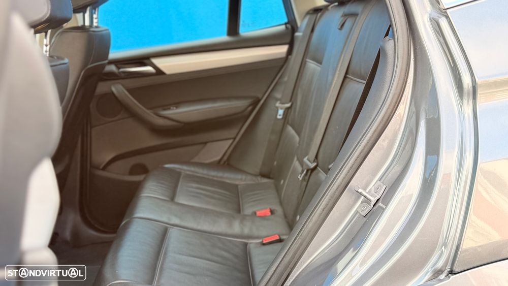 BMW X3 18 d sDrive Pack M - 9