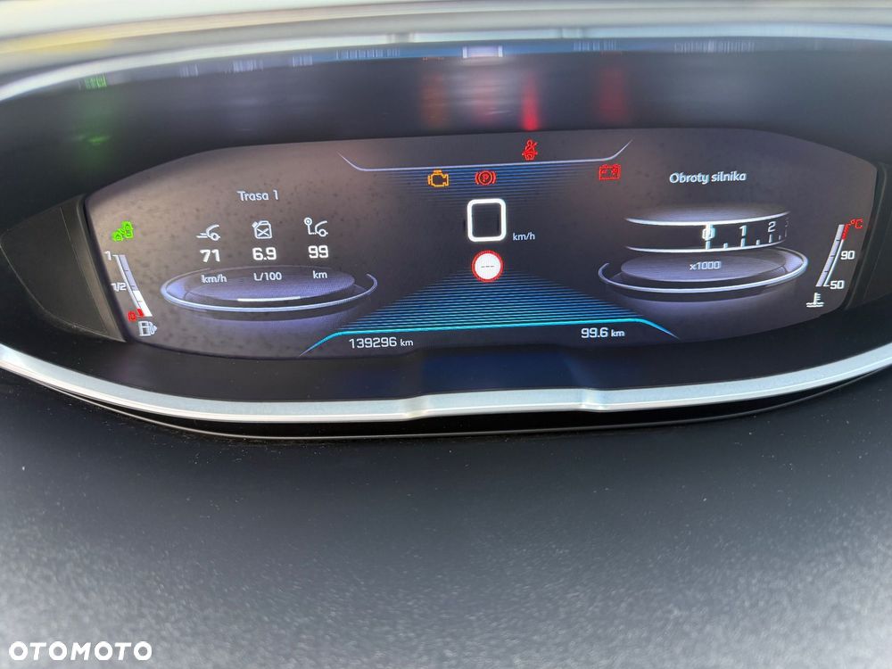 Peugeot 5008 - 16