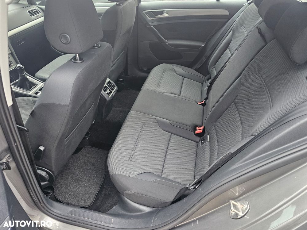 Volkswagen Golf Variant 1.6 TDI BlueMotion Technology Comfortline - 11