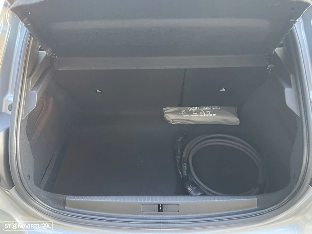 Peugeot e-208 50 kWh Active Pack - 29