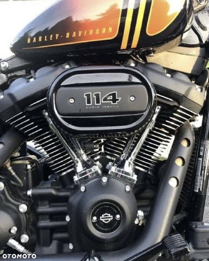 Harley-Davidson Softail Street Bob - 2