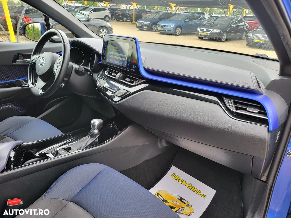 Toyota C-HR Style - 11