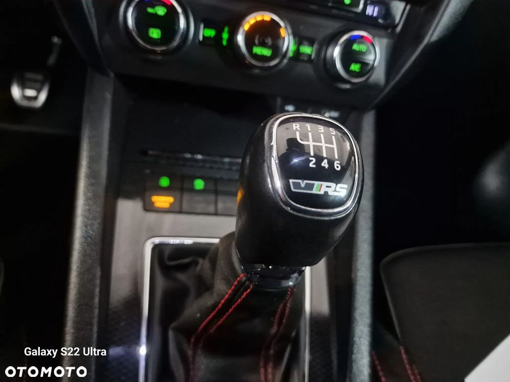 Skoda Octavia 2.0 TSI RS - 28