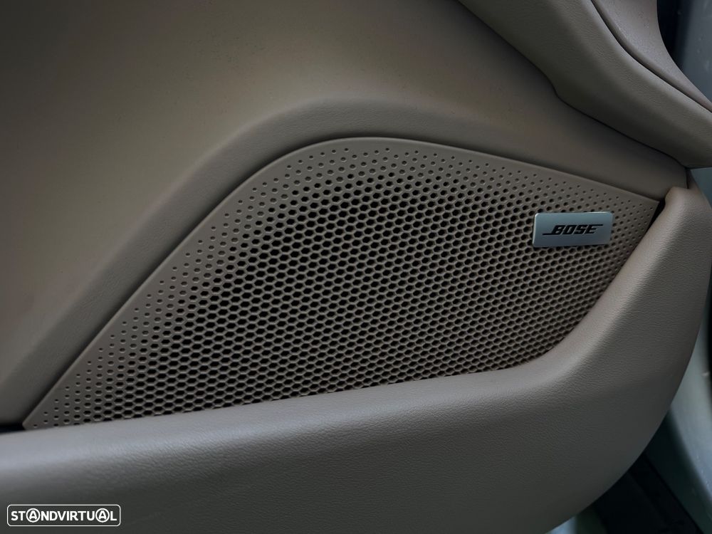 Porsche Taycan Turbo - 20