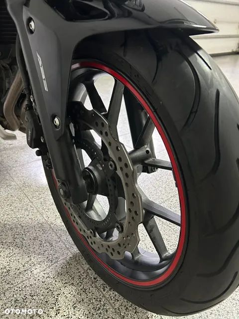 Honda CB - 23