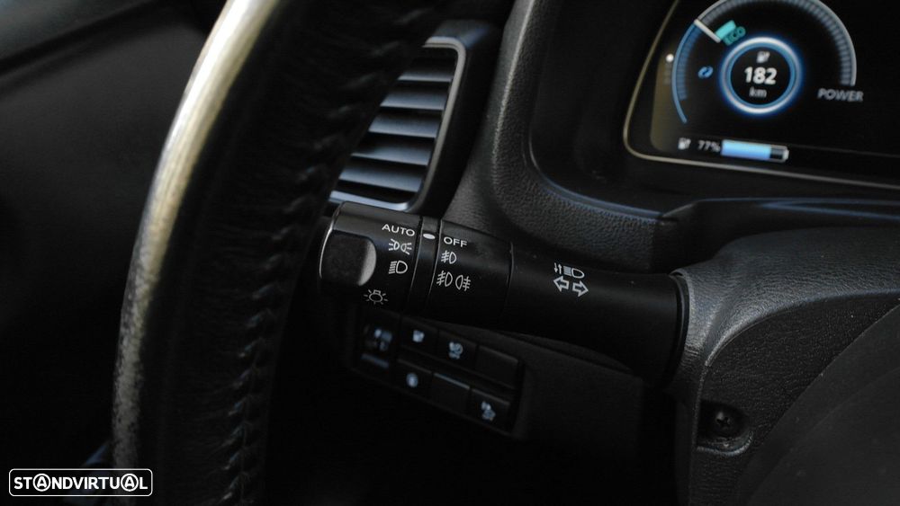 Nissan Leaf Acenta - 35
