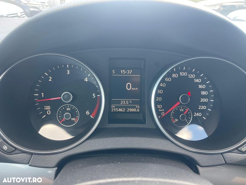 Volkswagen Golf 1.6 TDI DPF Trendline - 19