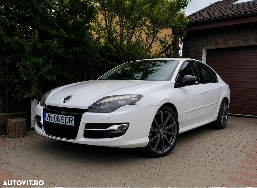 Renault Laguna - 1