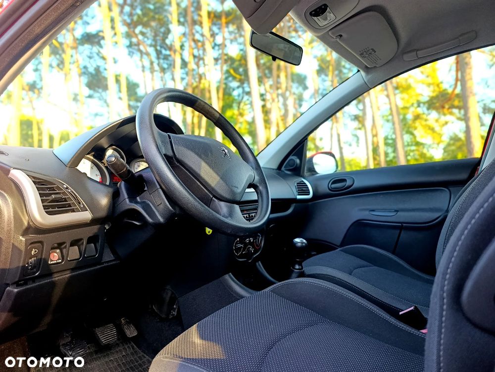Peugeot 206 plus 75 - 11