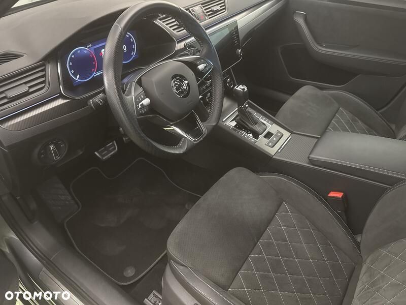 Skoda Superb 2.0 TDI SCR 4x4 Sportline DSG - 10
